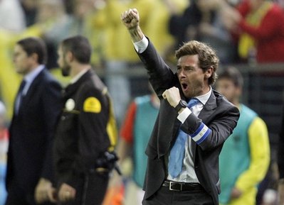 Giới chuyên môn coi Andre Villas Boas là Mourinho mới của Porto. 
